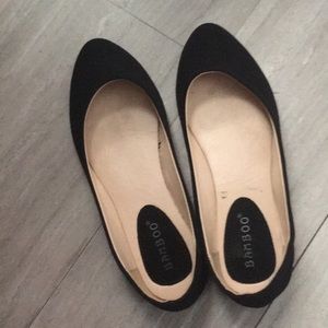 Some nice dressy type of shoe